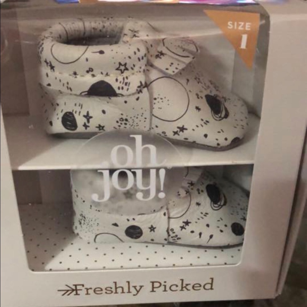 Freshly picked moccasins size 1